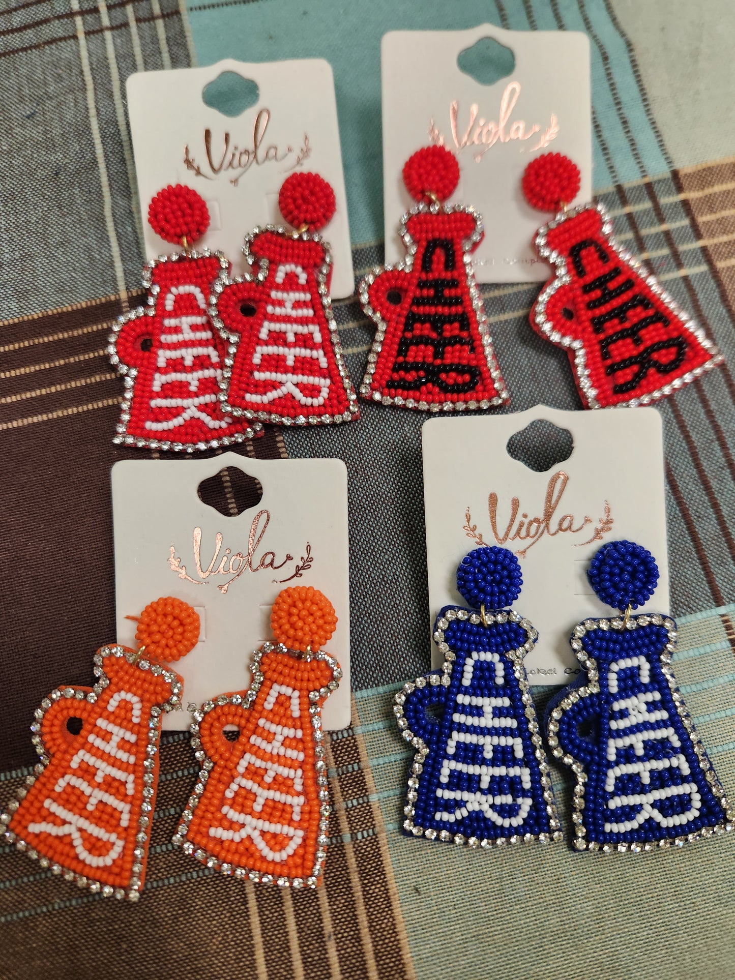 Cheer Beaded Earrings JN421