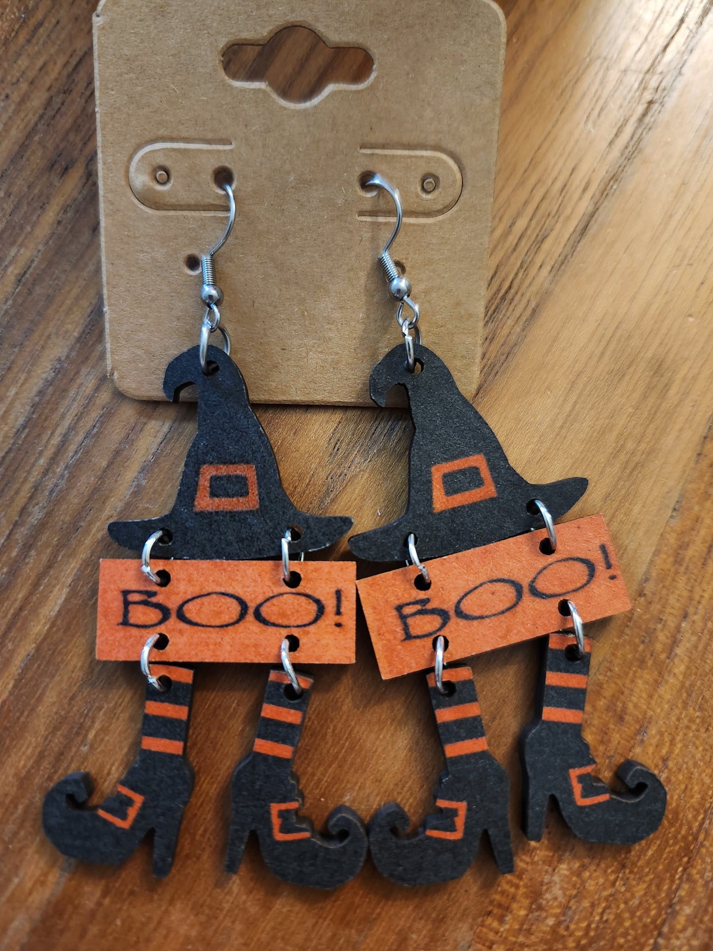 BOO Witch Earrings JN051