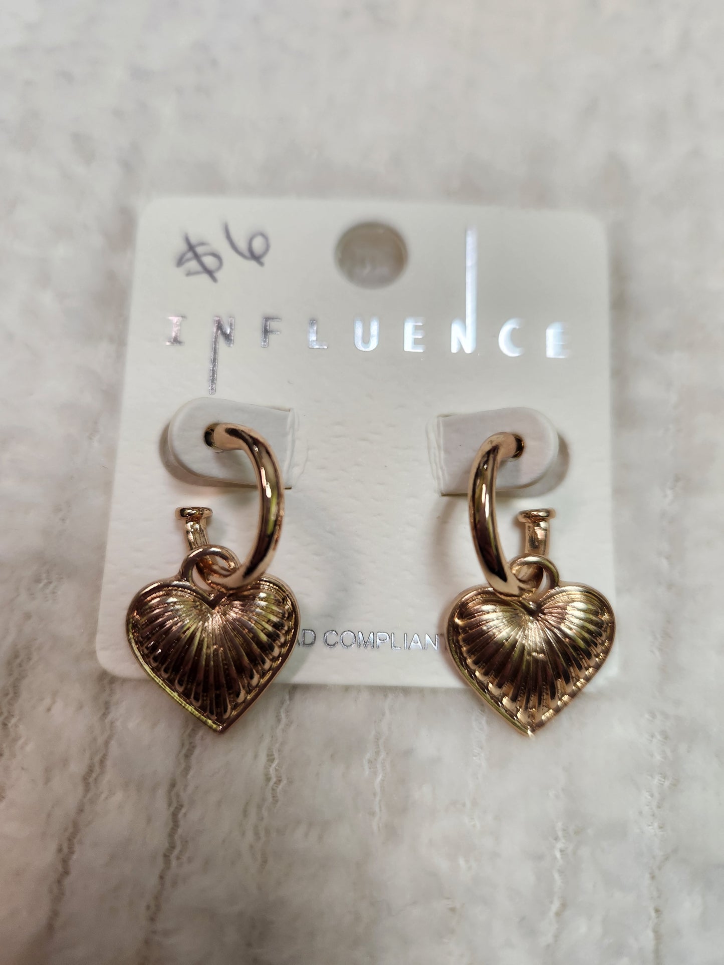 JV454 Heart Breaker Earrings