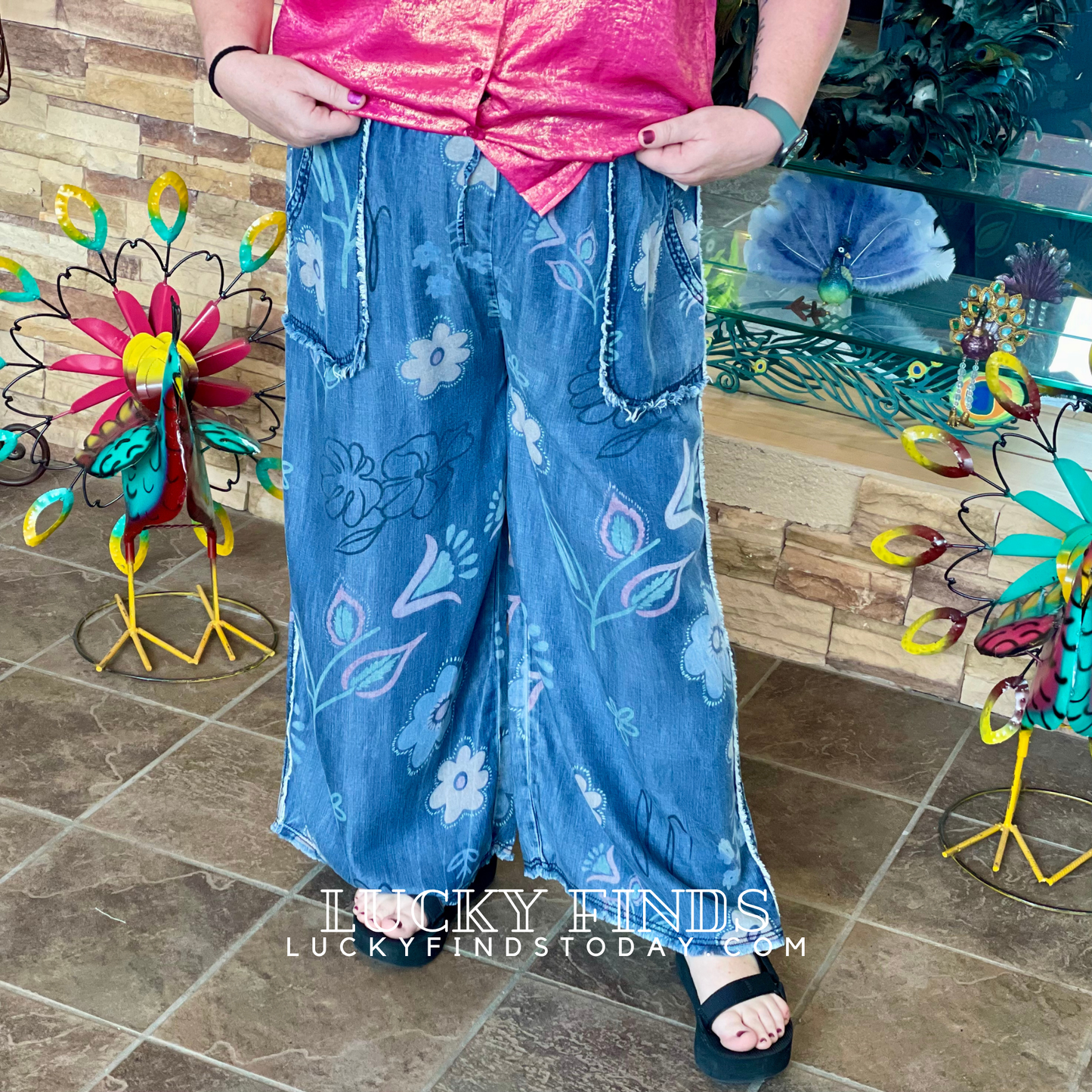 Ring My Bell Easel Pants P326