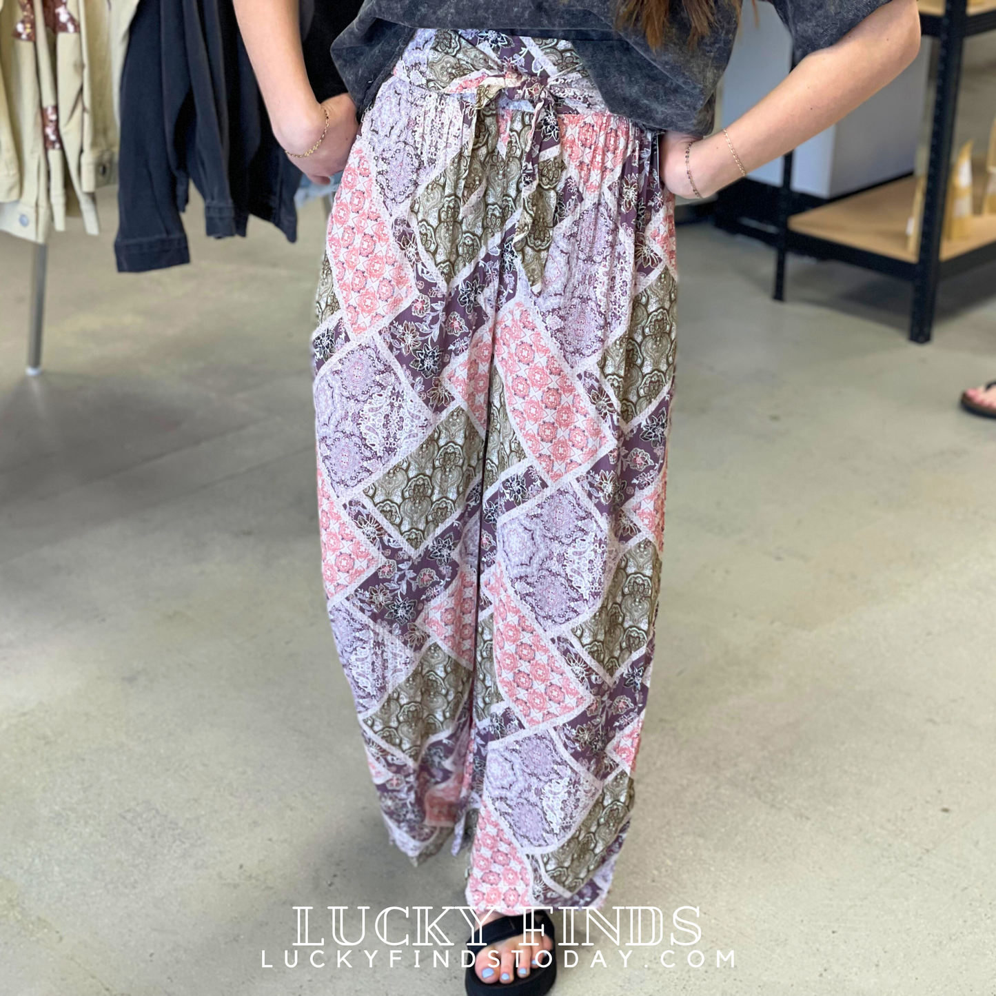 Easel Weekend Palazzo Pants 8851