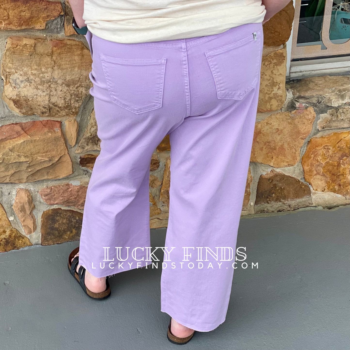 It's my Sneek Peek Curvy Jeans 8916