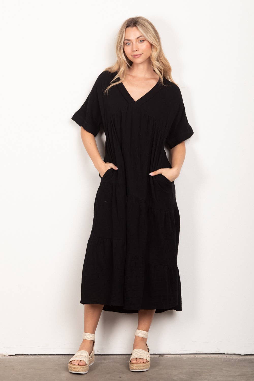 Soft Crinkle Midi Dress A255 M / Black Soft Crinkle Midi Dress A255 M / Black