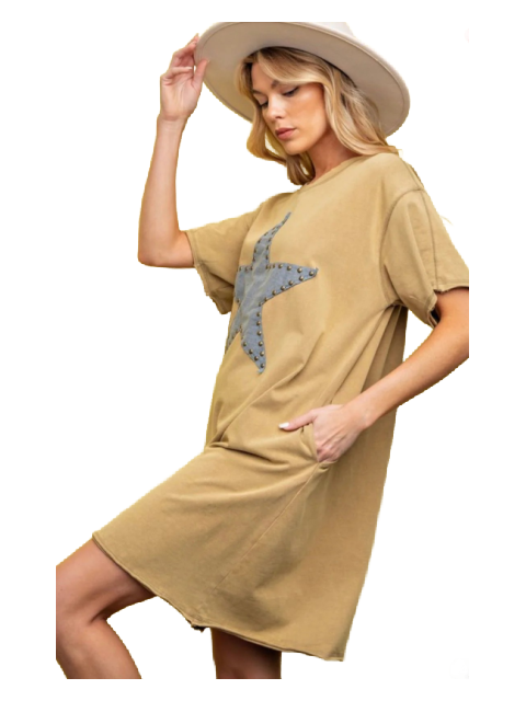 Love My Star Patch Dress D1517