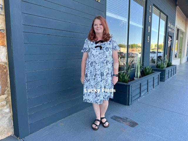 Dreamy Curvy Midi Dress D1519