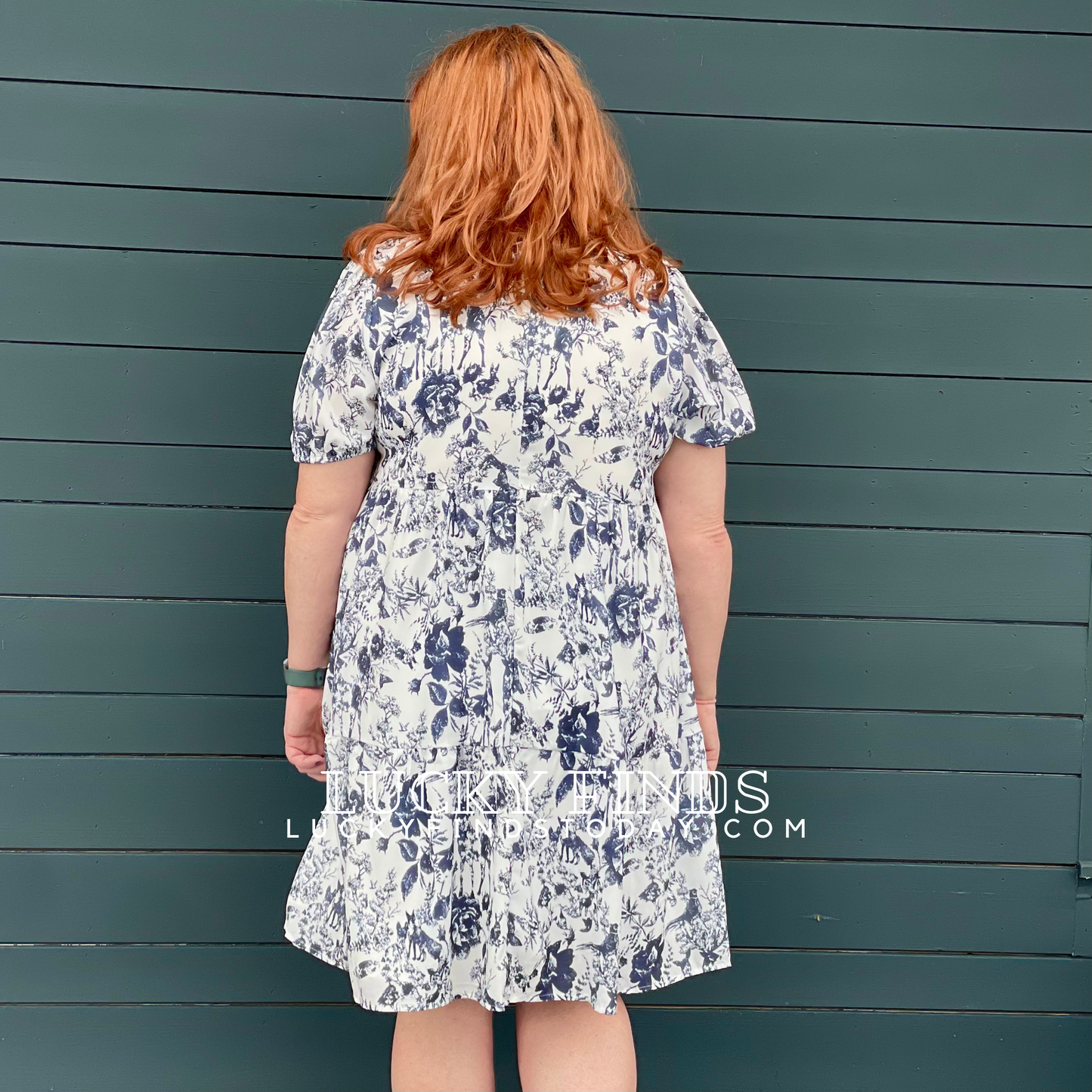 Dreamy Curvy Midi Dress D1519