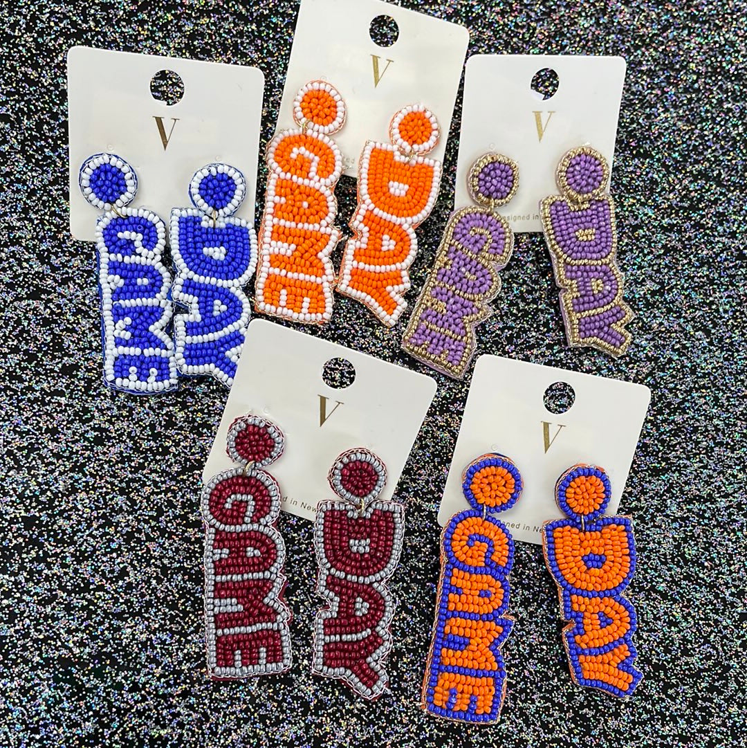 Beaded game day earrings Jn446