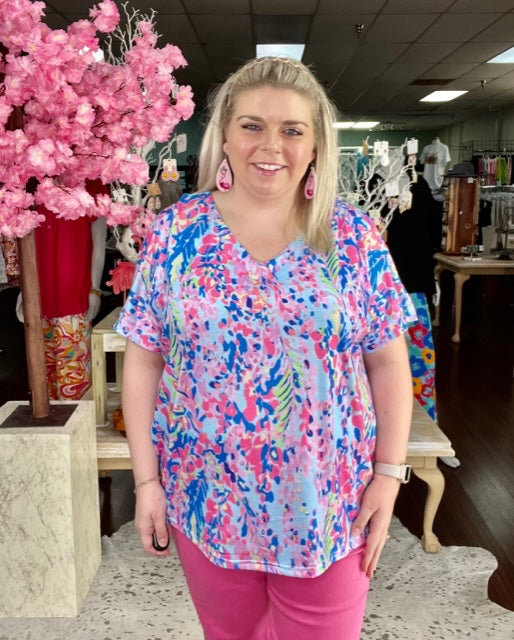 Weekend Ready Curvy Top D1025