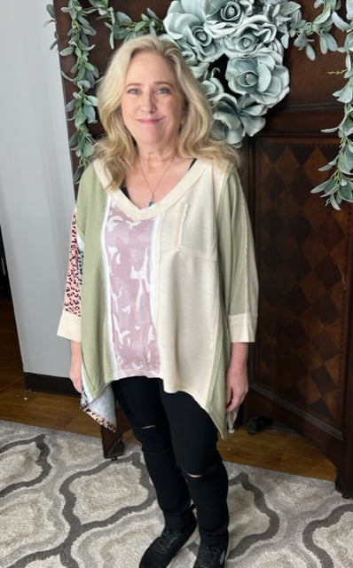 Eleanor Tunic Top D1113