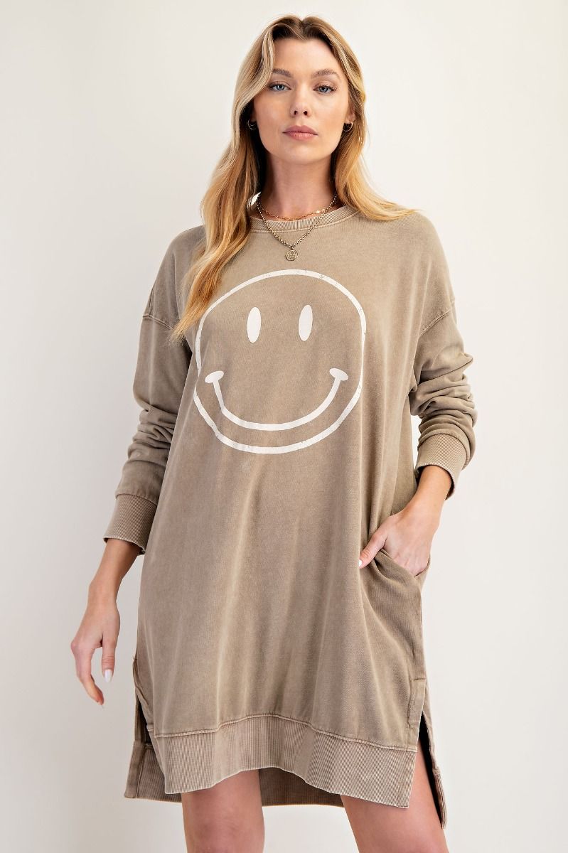 Happy Smiley Easel Dress P346