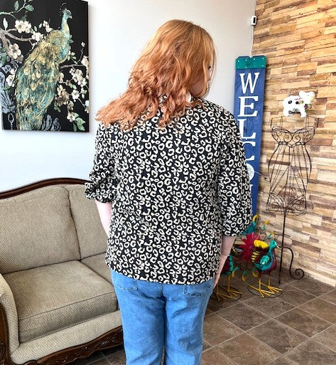 Wondrous Umgee Curvy Top P361