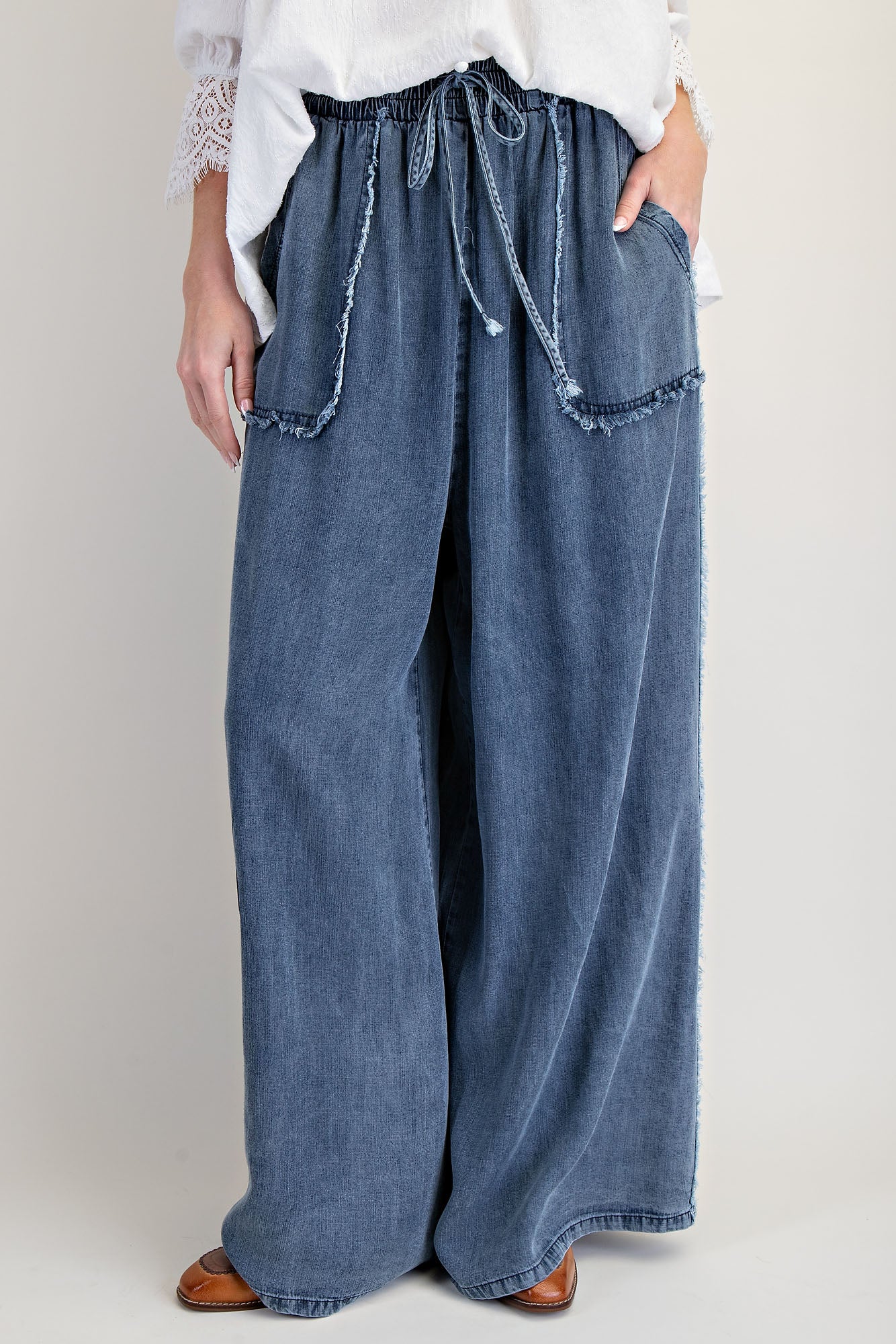 Comfy Easel Curvy chambray Pants P365