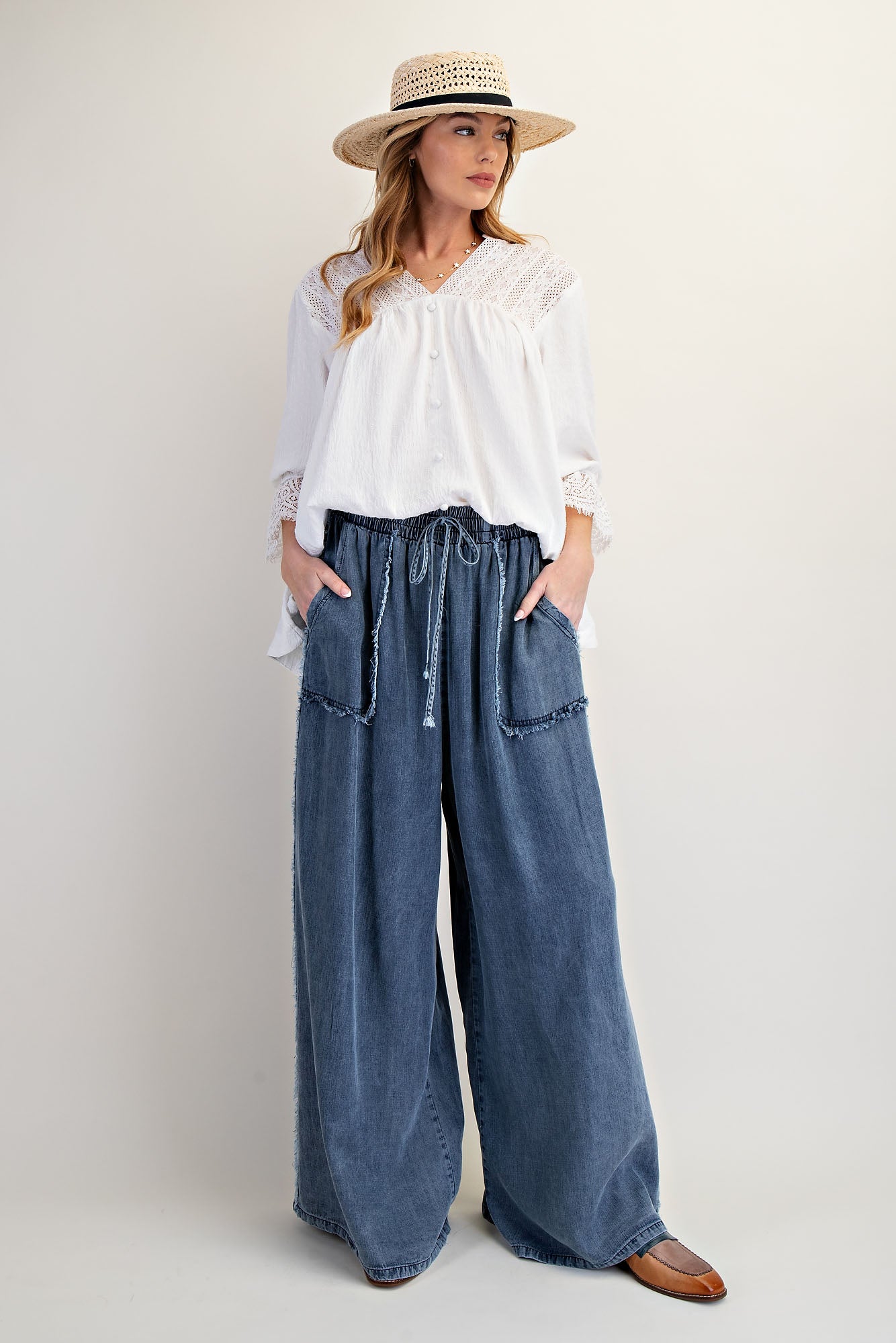 Comfy Easel Curvy chambray Pants P365