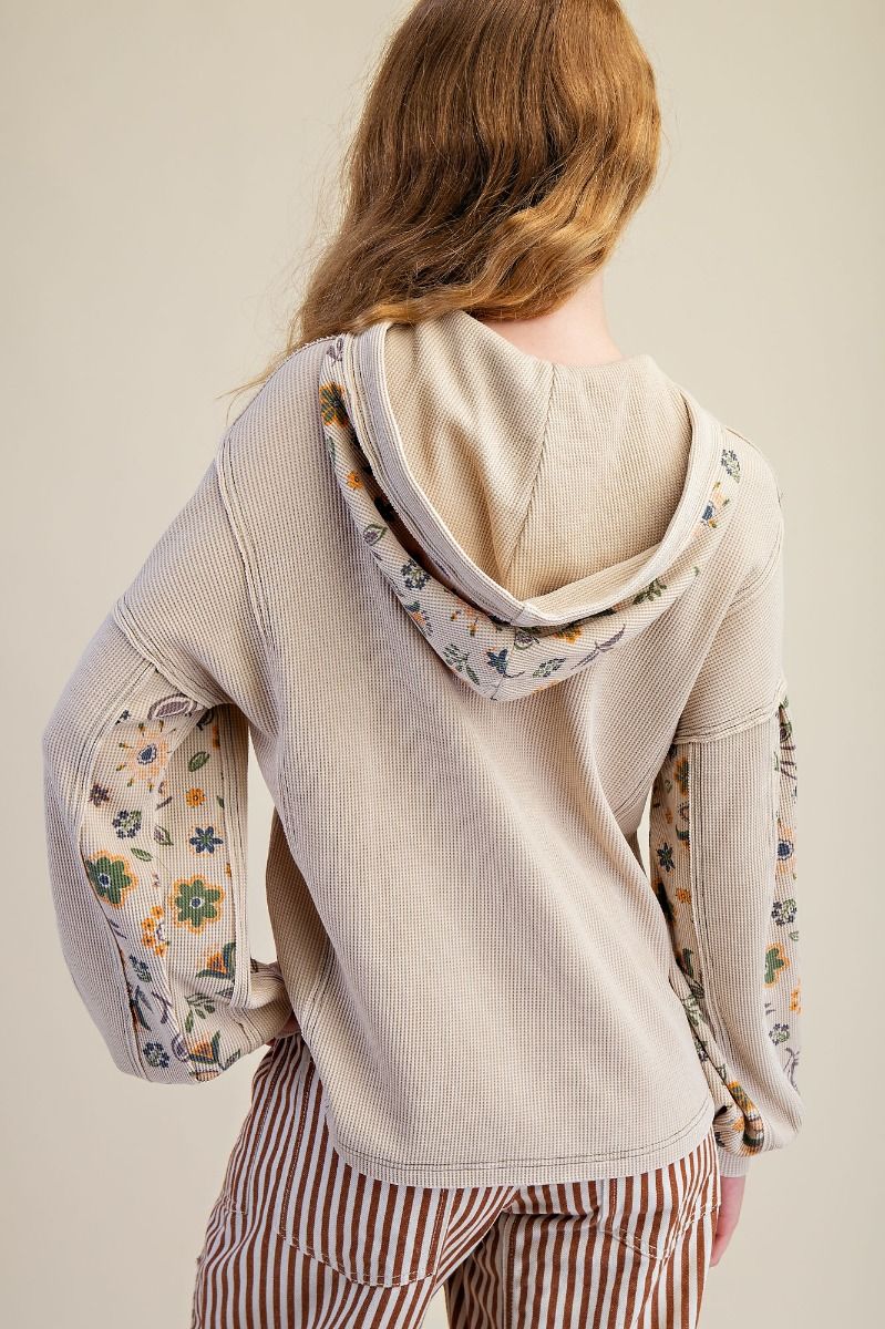 Treading Easel Patch Top P549 ARRIVING WEDSNESDAY JULY 8TH