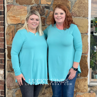 Weekend Ready Curvy Top Z775