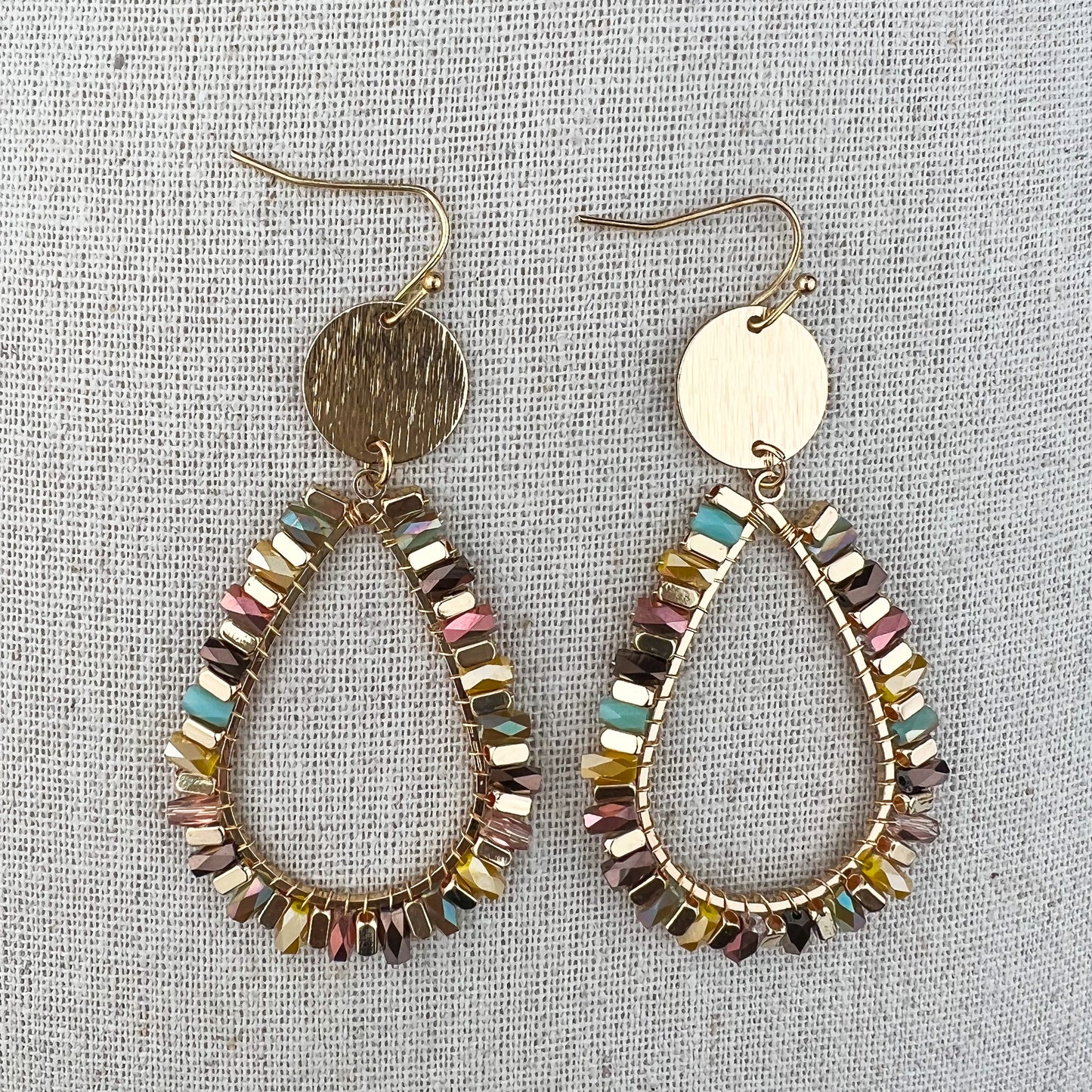 Gold Earring beaded teardrop JAC103