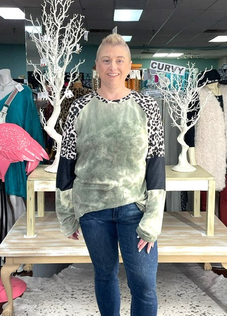 Dream Land Tunic G102