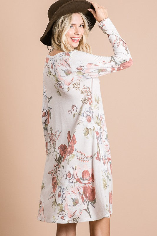 7052 Love to Love Dress