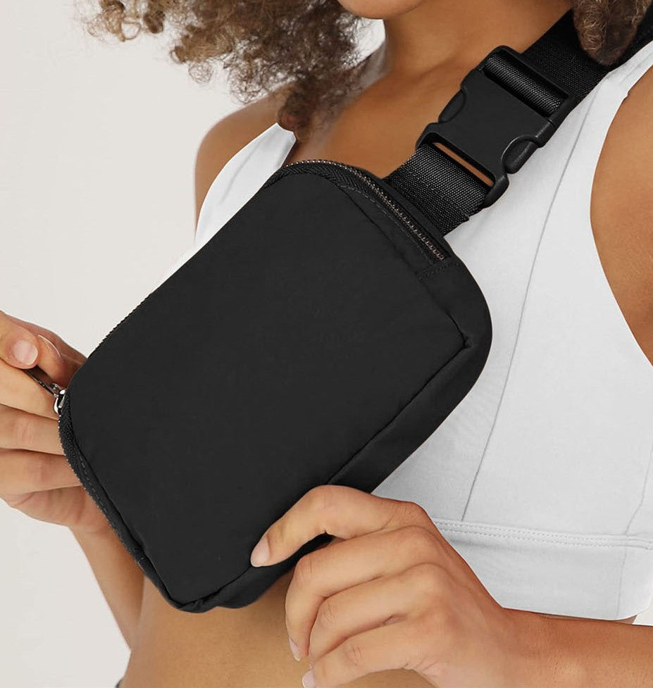 Lucky Finds Crossbody Bags D964