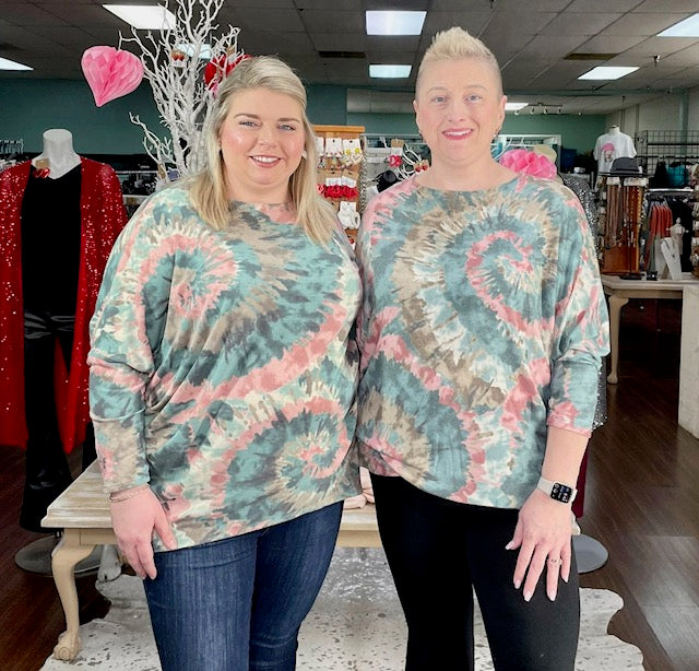 Rainbow Comfy Curvy Top 7996