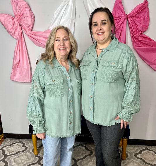 Sweet Umgee Lace Top P426