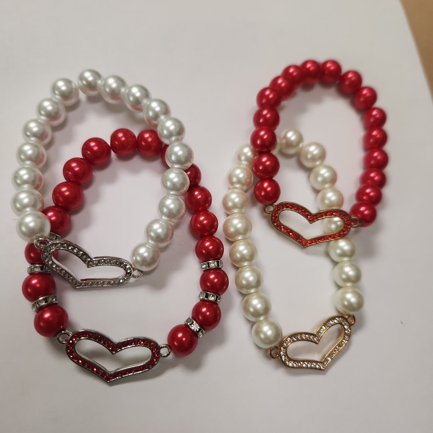 Heart stretch pearl bracelet JB250