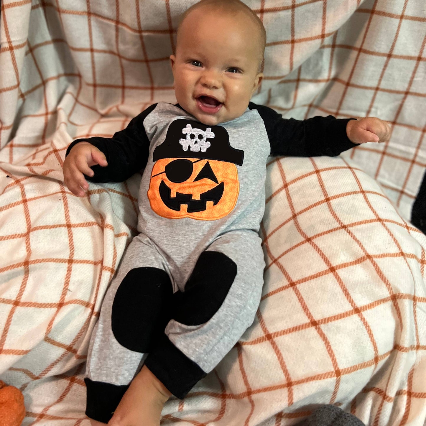 K108 Pirate Jack O Lanter Boys Romper