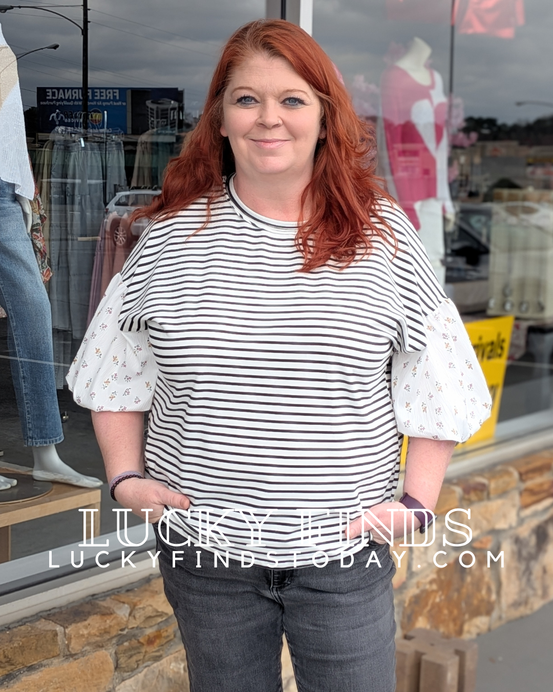 Fancy Stripe Puff Sleeves Top D1682
