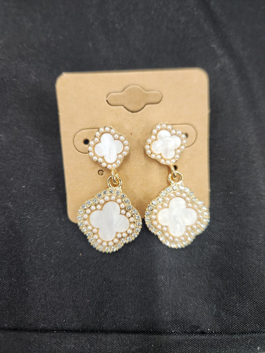 Double Clover style earrings JC241