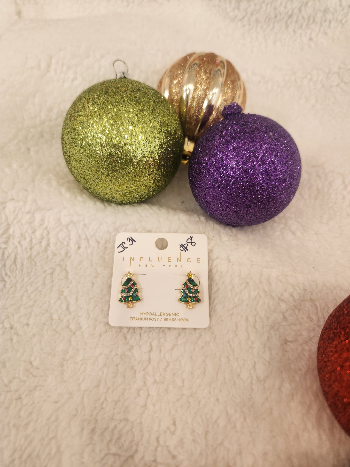 Small Christmas Tree Earrings JC31