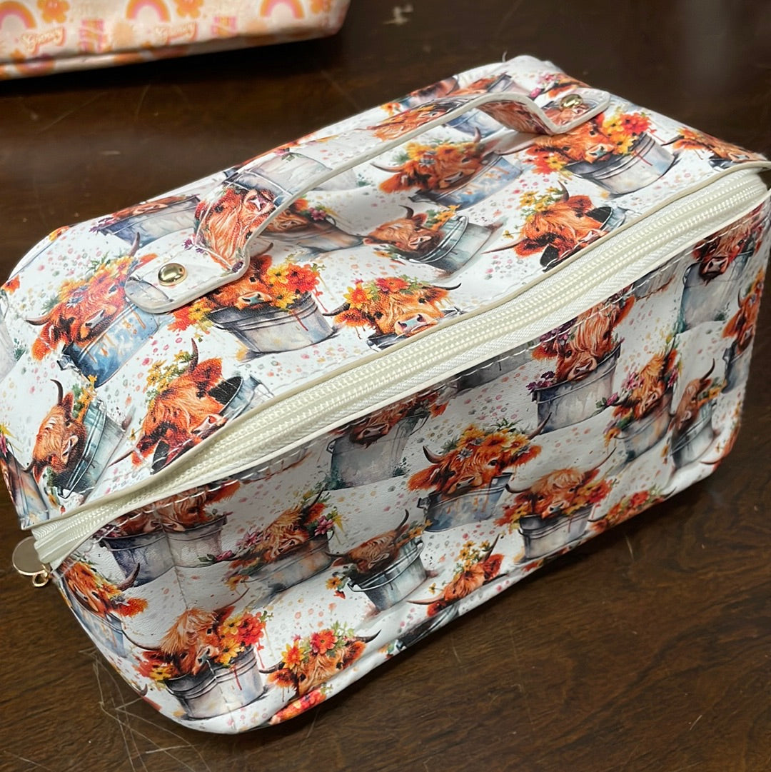 Expandable makeup bag CP308