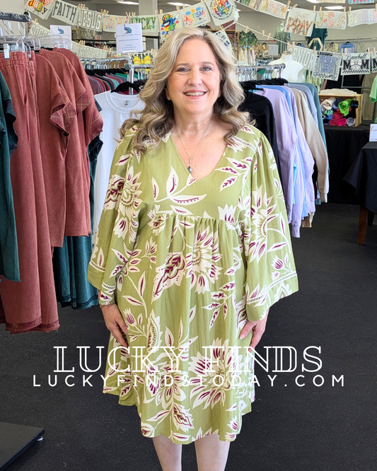 Easel Printed Wide Sleeve Dress P538