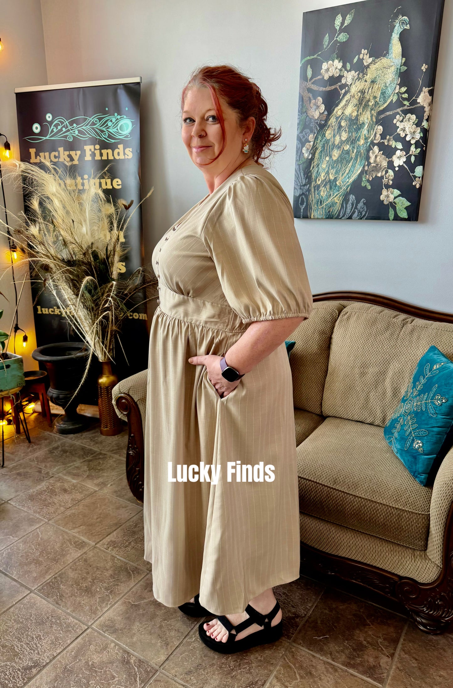 Dreamy Pinstripe Curvy Maxi W361