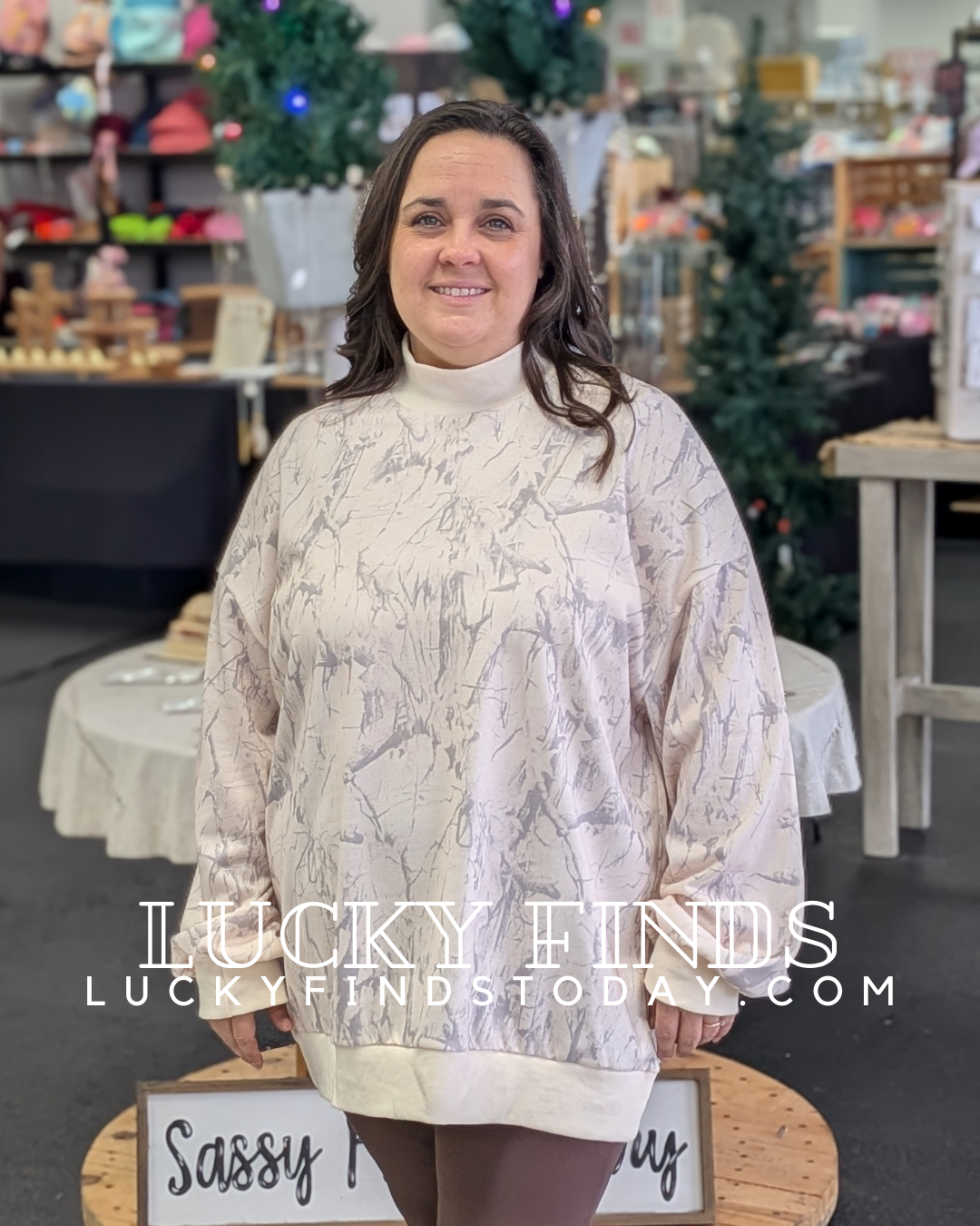 Rocking Camo Sweatshirt D1656