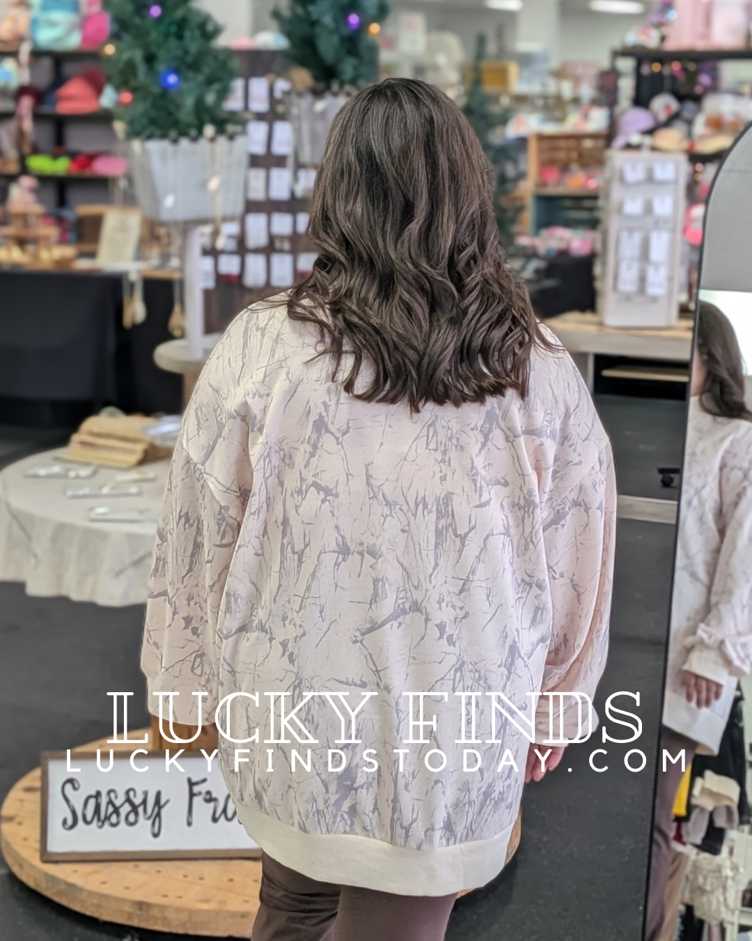 Rocking Camo Sweatshirt D1656