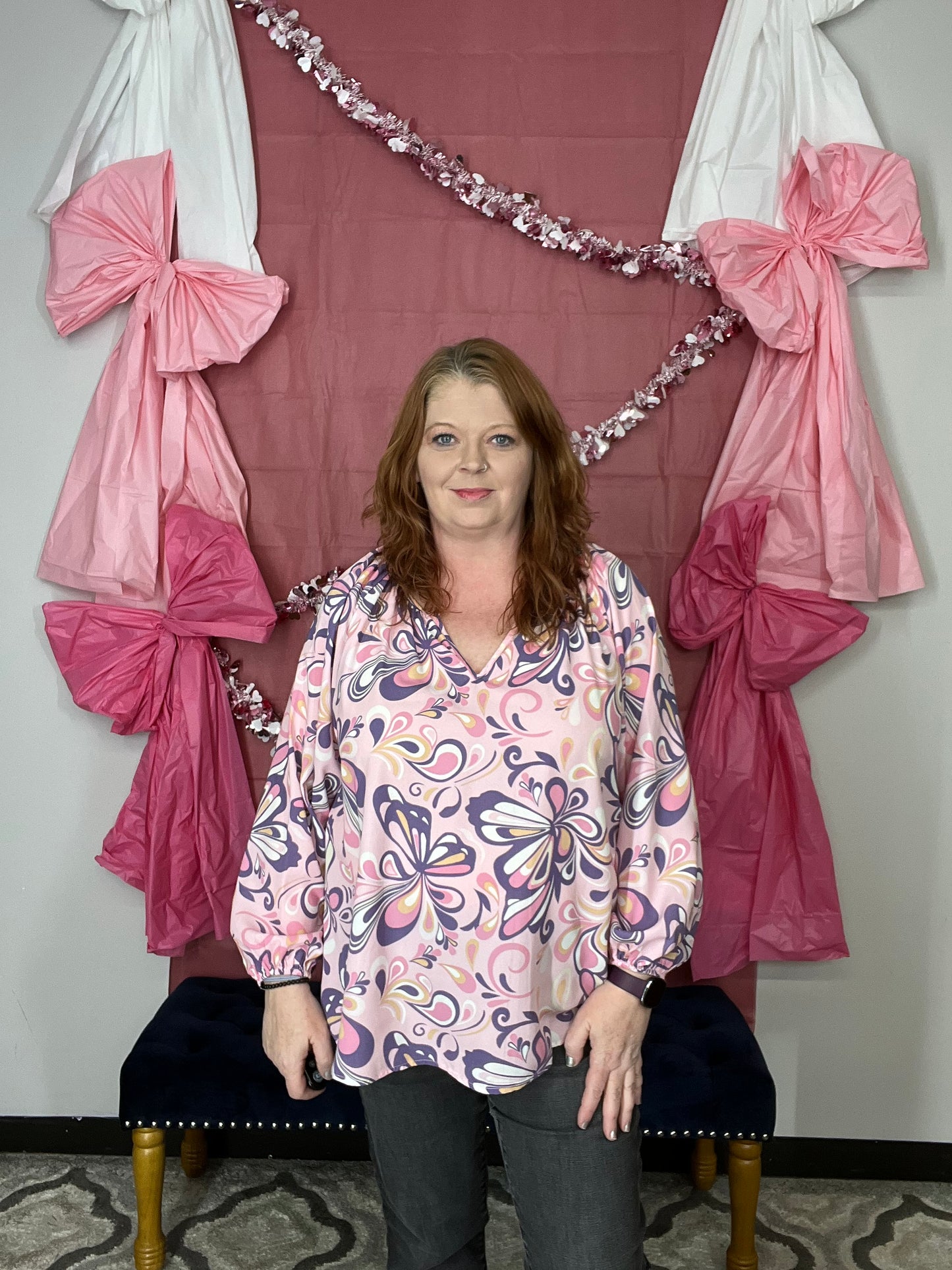 Sweet Curvy V-Neck Top W312