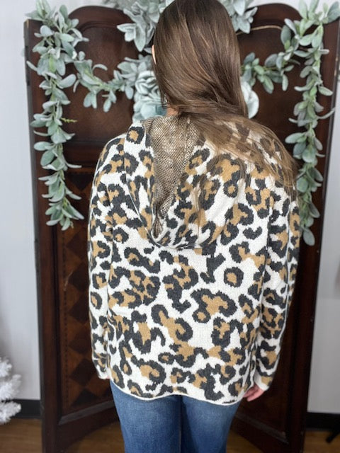 It's Me Leopard Hoodie 8651