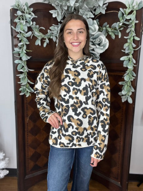 It's Me Leopard Hoodie 8651