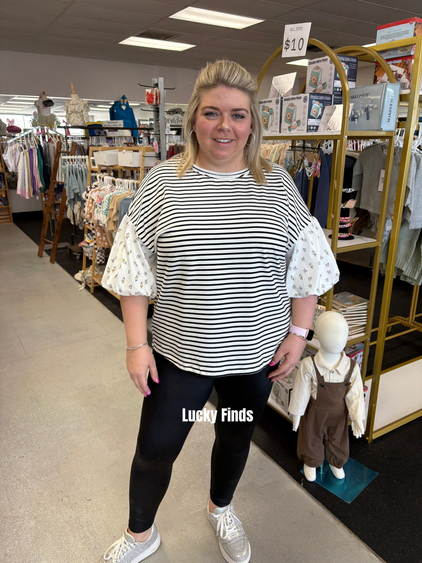 Fancy Stripe Puff Sleeves Top D1682