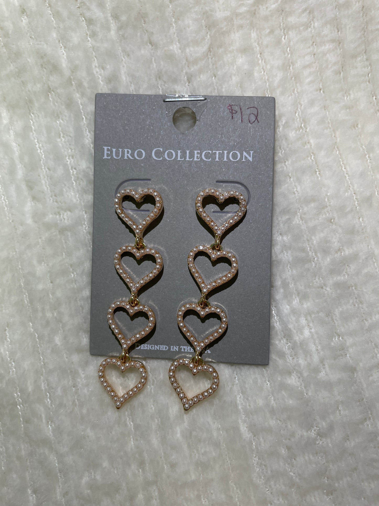 Jv440 sweetheart earrings