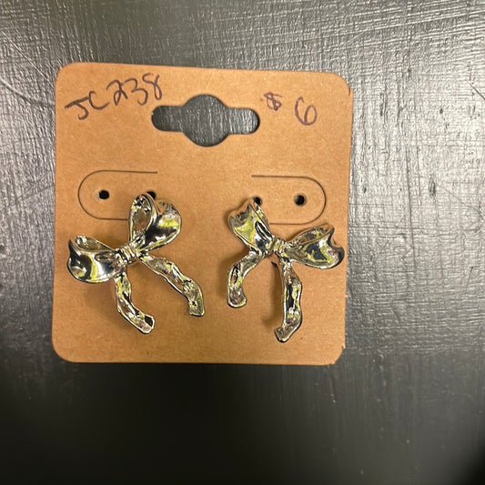 Silver bow earrings JC238