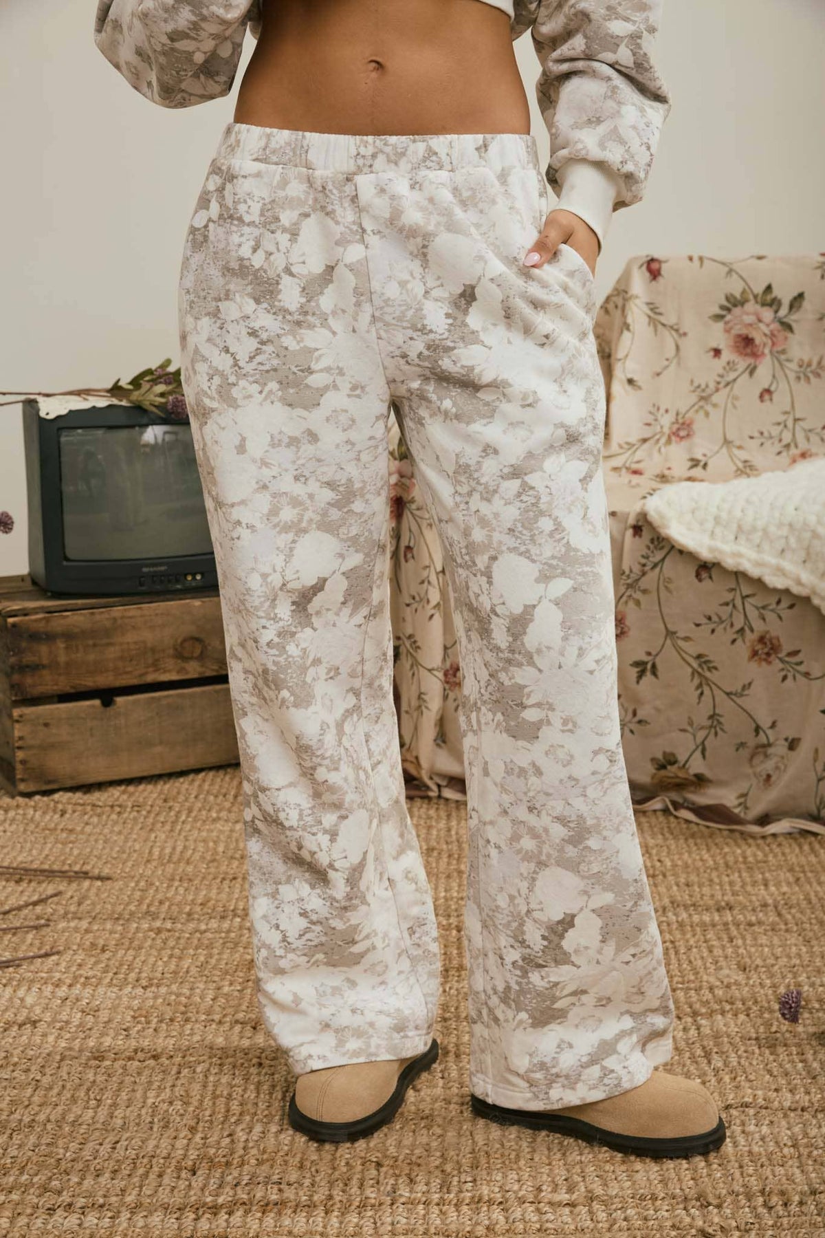 Dreaming Floral Lounge Pants A363