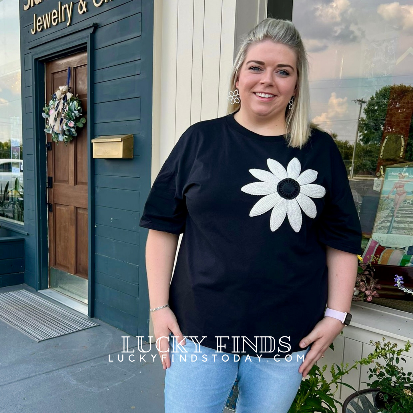Dreamer Daisy Patch Top D1556