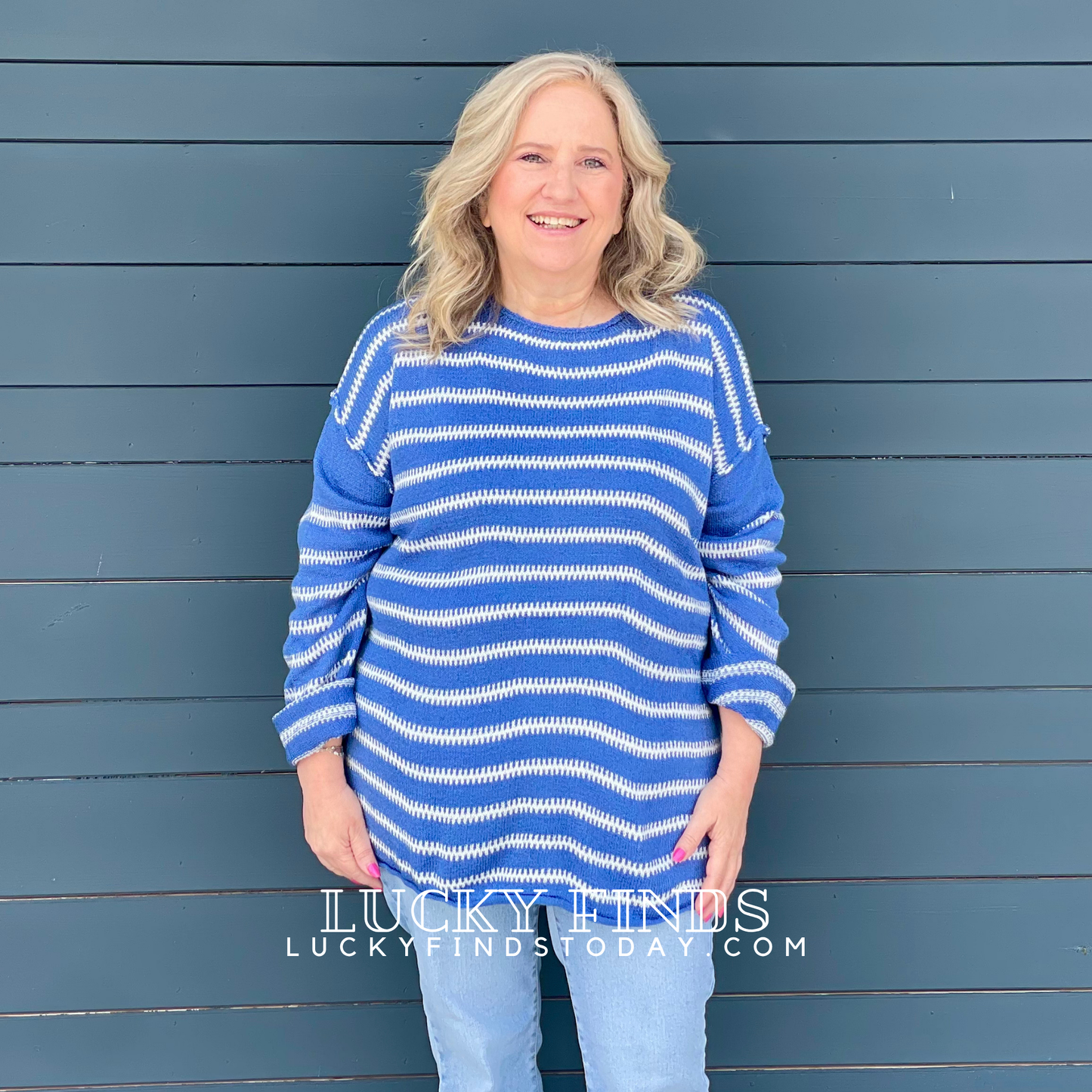 Cozy Vibrand Stripe Sweater D1578