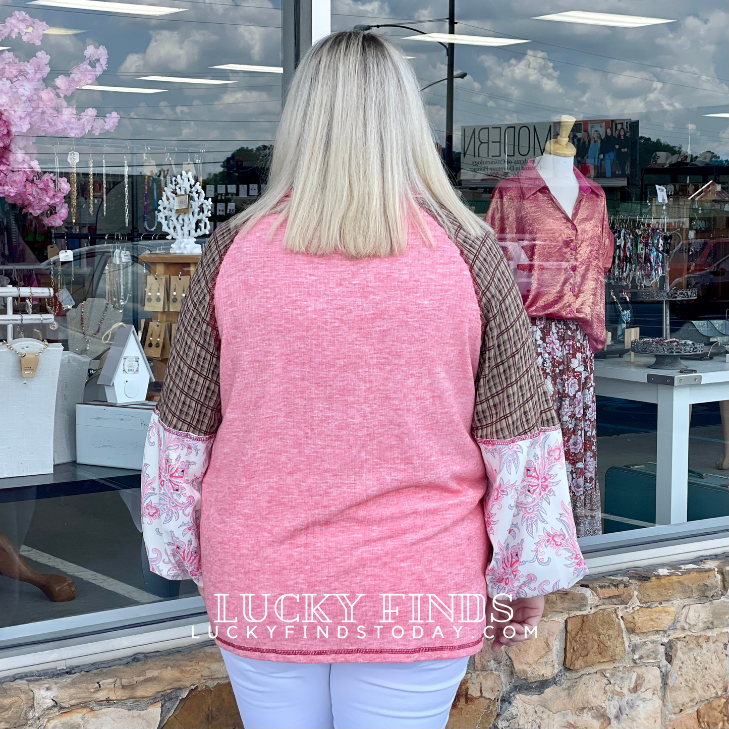 Travel w Me Curvy Top D1581