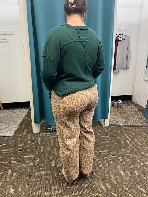 Madi's Leapard Print Jeans D1630