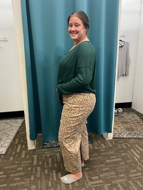 Madi's Leapard Print Jeans D1630