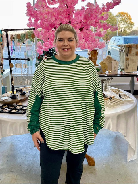 So Nice Curvy Striped Top D1637