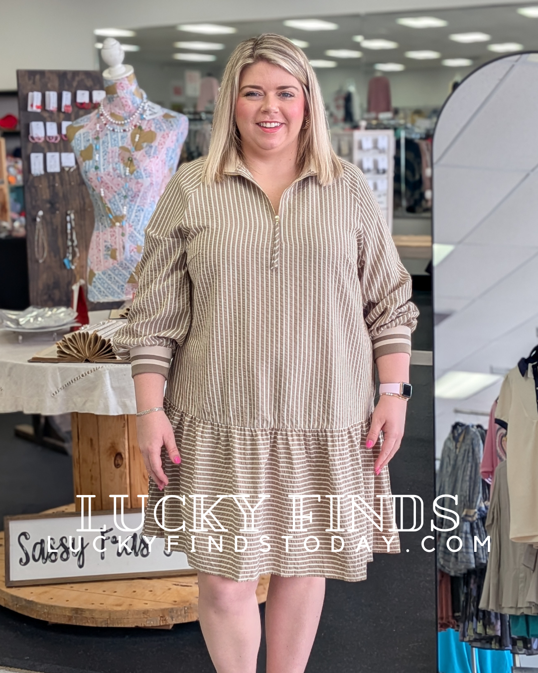 Charming Curvy Striped Dress D1678