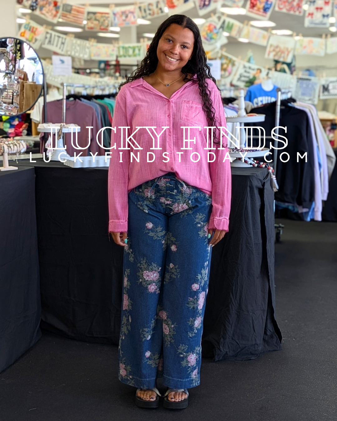 Sassy Floral Chambray Pants D1717